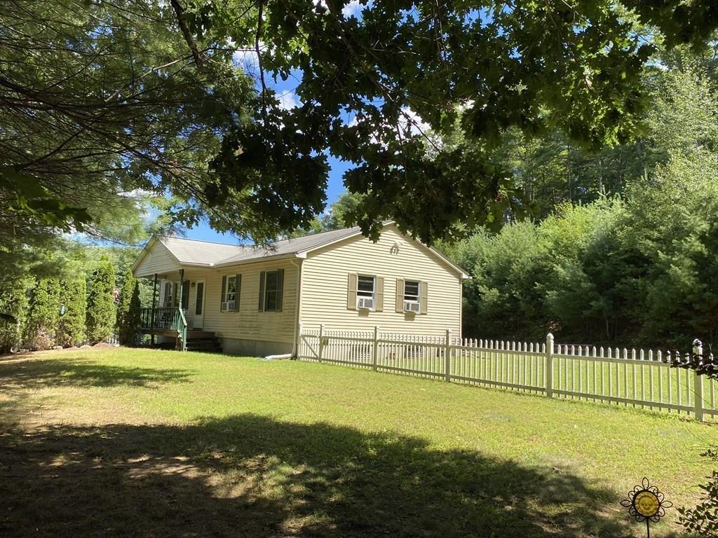 205 Old Warren Road Palmer, MA 01069 - Photo 5 of 37 Gallery Image 5