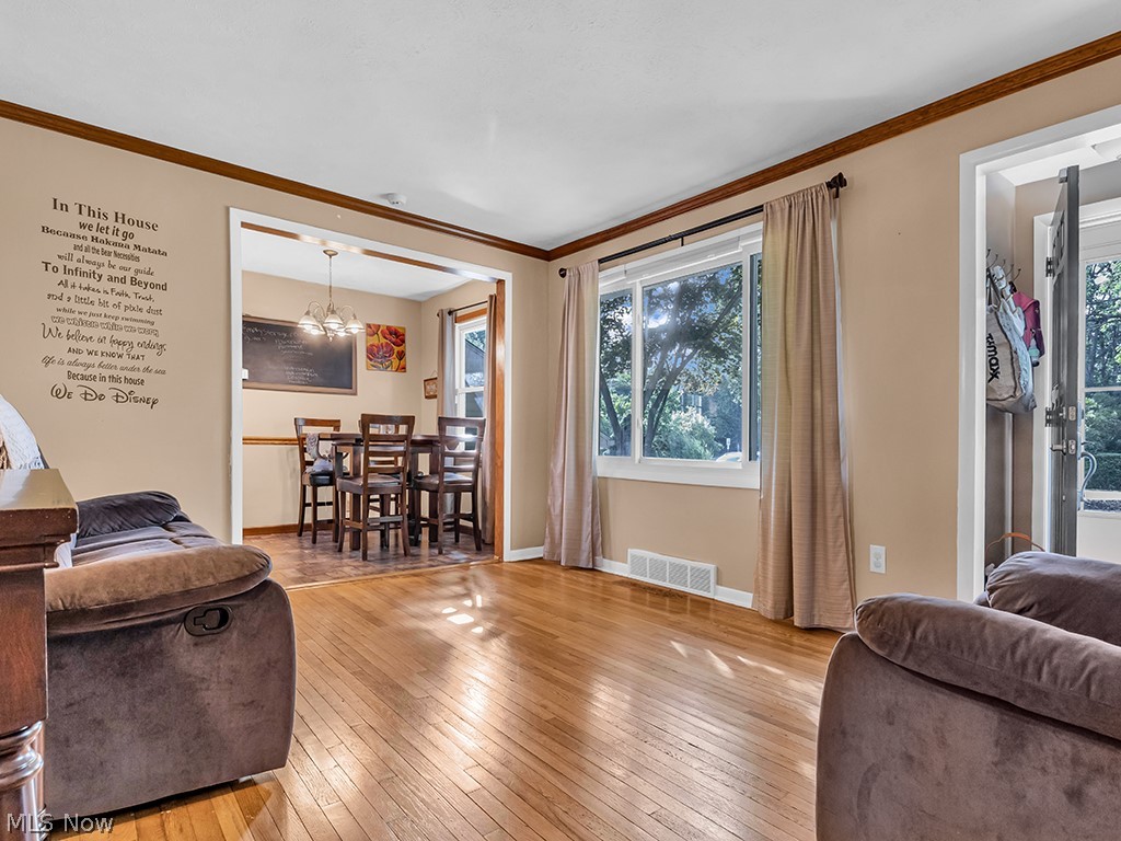 9773 Johnnycake Ridge Road Mentor, OH 44060 - Photo 4 of 23 Gallery Image 4