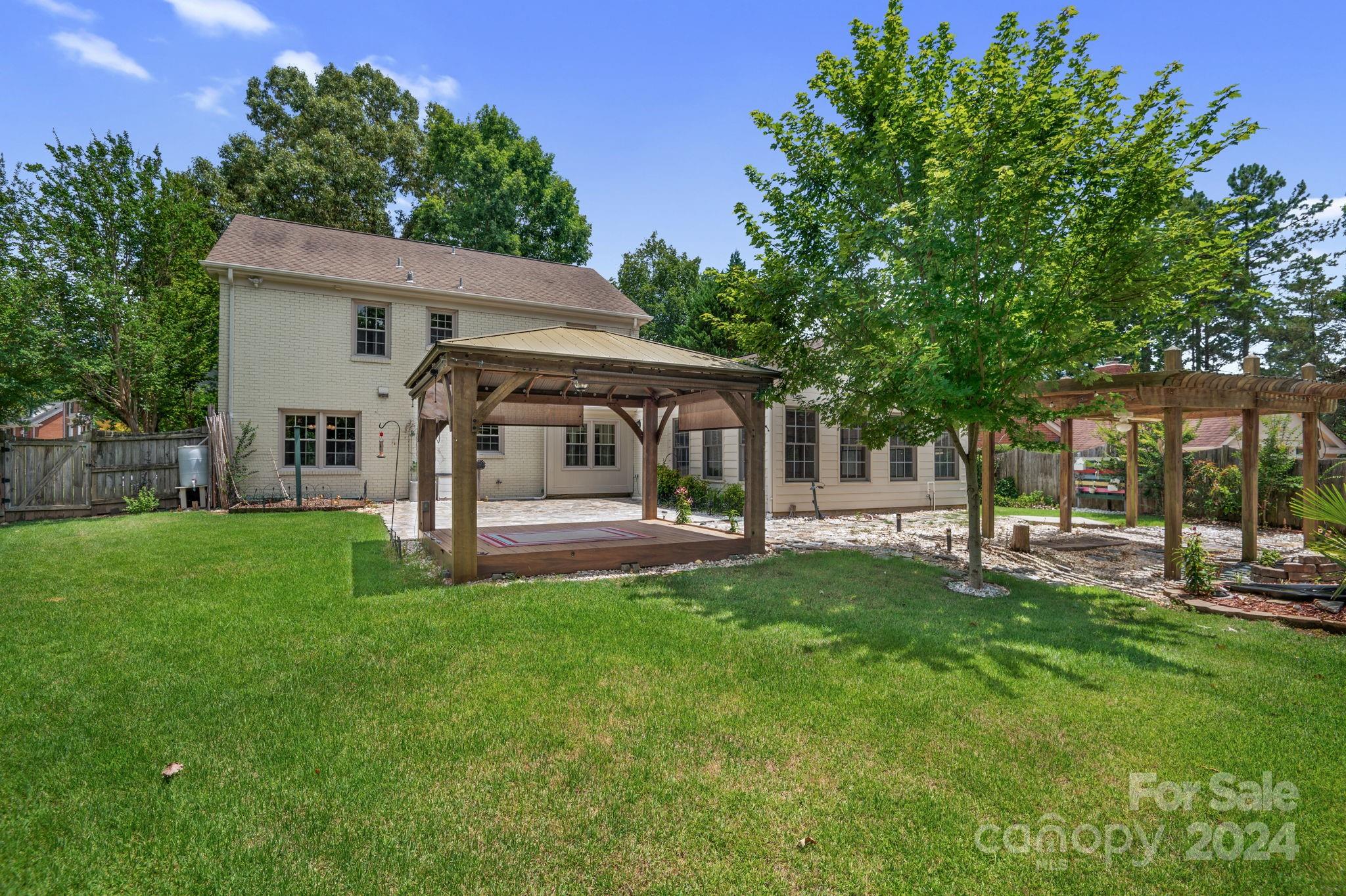 617 Fredricksburg Road Matthews, NC 28105 - Photo 35 of 36 Gallery Image 35