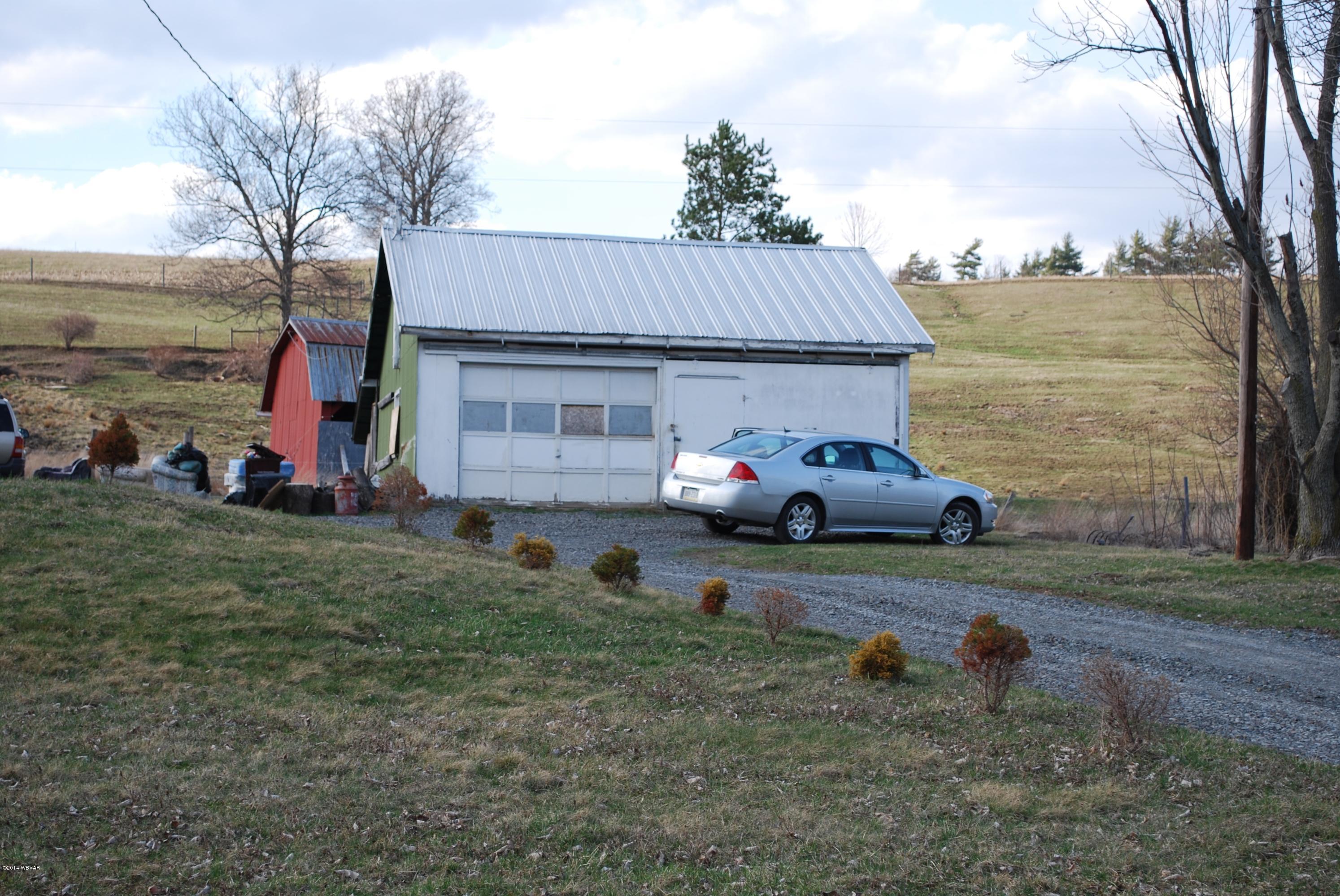 953 Beech Flats Road Canton, PA 17724 - Photo 3 of 11 Garage
