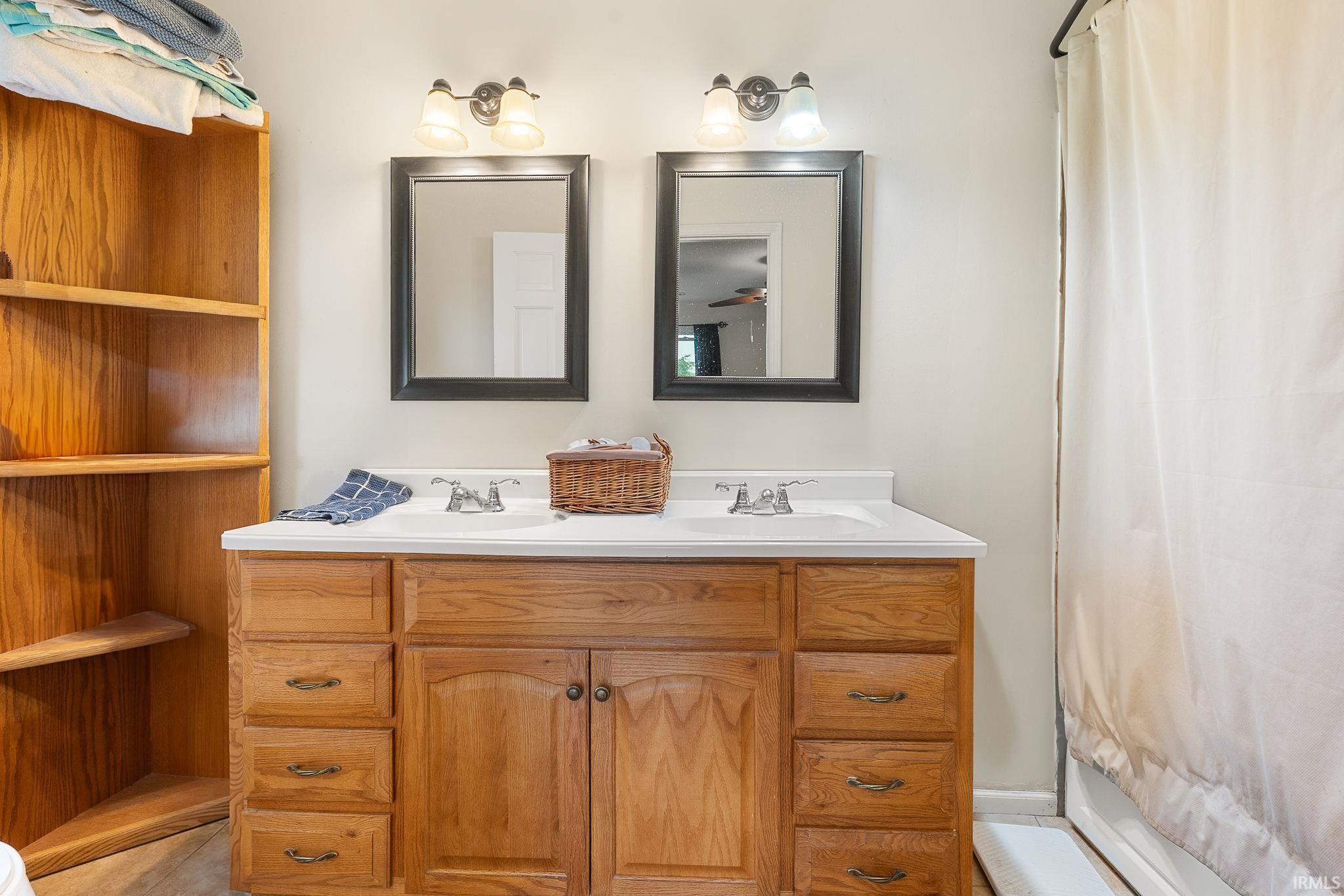 10805 Johnson Road Fort Wayne, IN 46818 - Photo 23 of 35