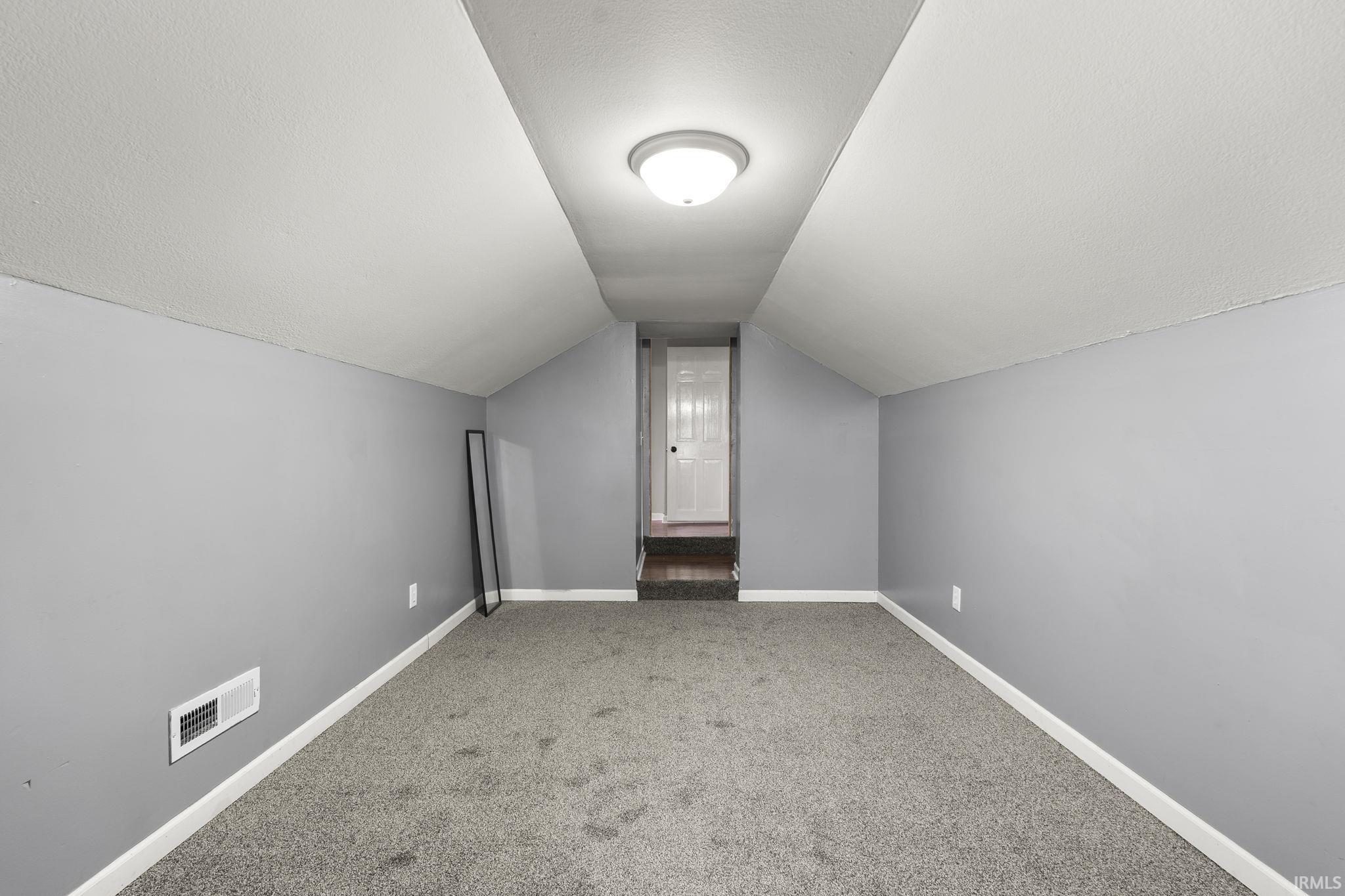 10805 Johnson Road Fort Wayne, IN 46818 - Photo 31 of 35
