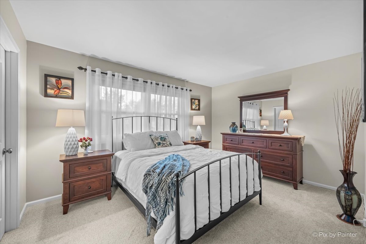 666 Surryse Road Lake Zurich, IL 60047 - Photo 19 of 44 Gallery Image 19