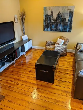 $4,100 | 148 Third Street, Cambridge, MA 02141