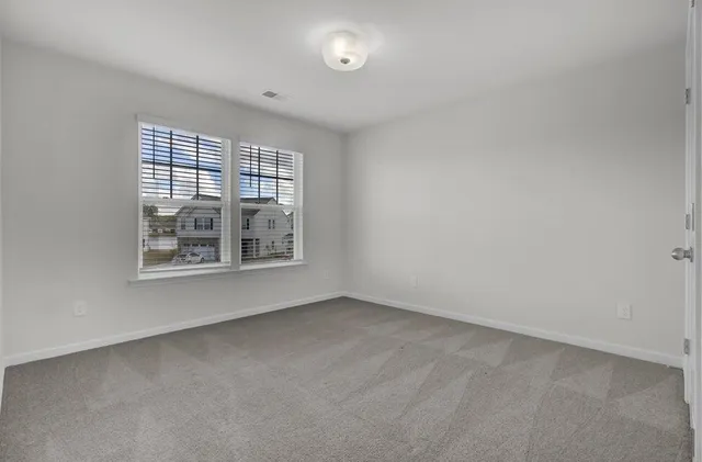 $2,795 | 522 Purple Finch Road, Summerville, SC 29486