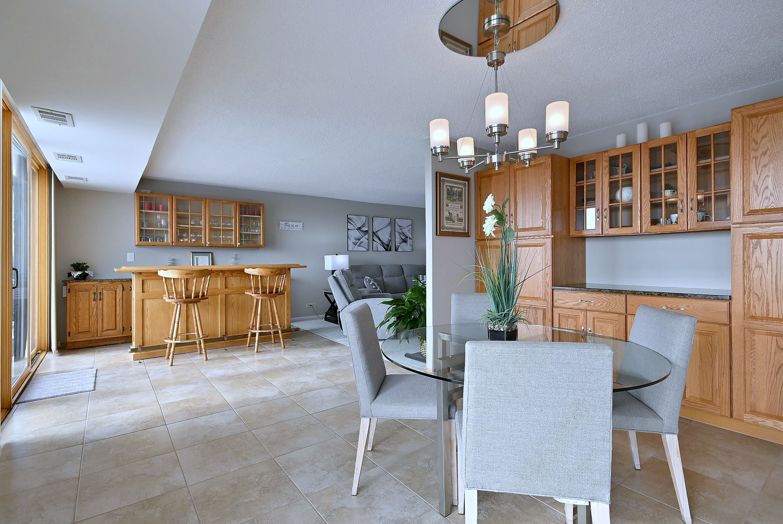2 South Atrium Way, Unit 606 Elmhurst, IL 60126 - Photo 13 of 52