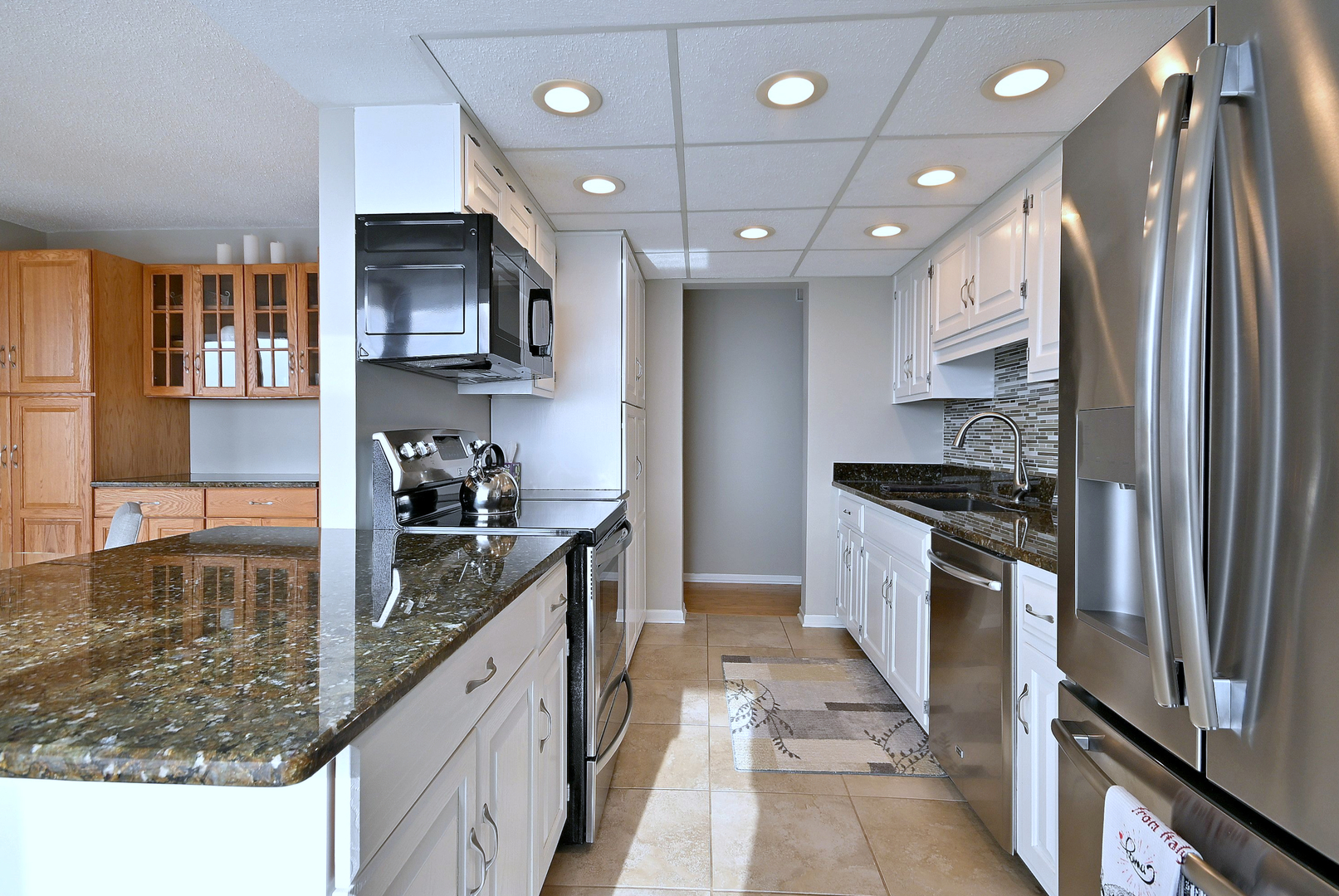 2 South Atrium Way, Unit 606 Elmhurst, IL 60126 - Photo 16 of 52