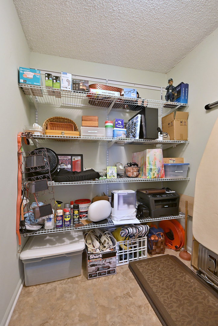 2 South Atrium Way, Unit 606 Elmhurst, IL 60126 - Photo 24 of 52