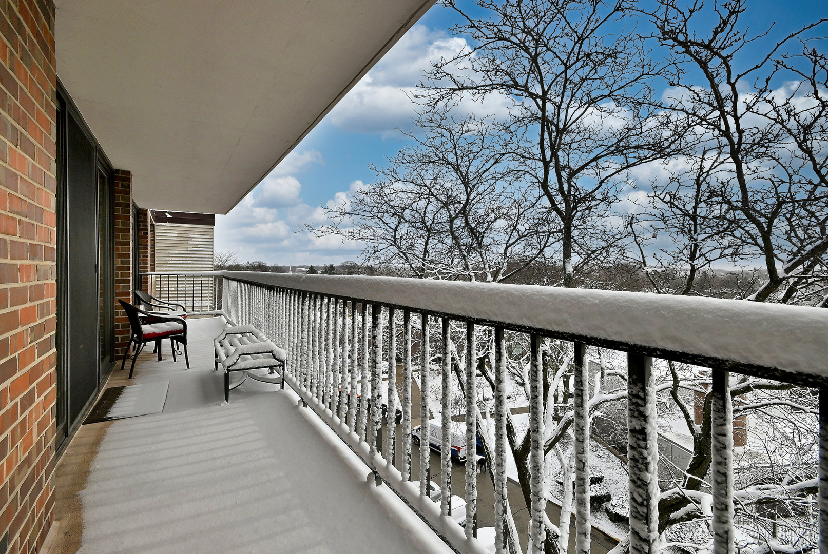 2 South Atrium Way, Unit 606 Elmhurst, IL 60126 - Photo 39 of 52