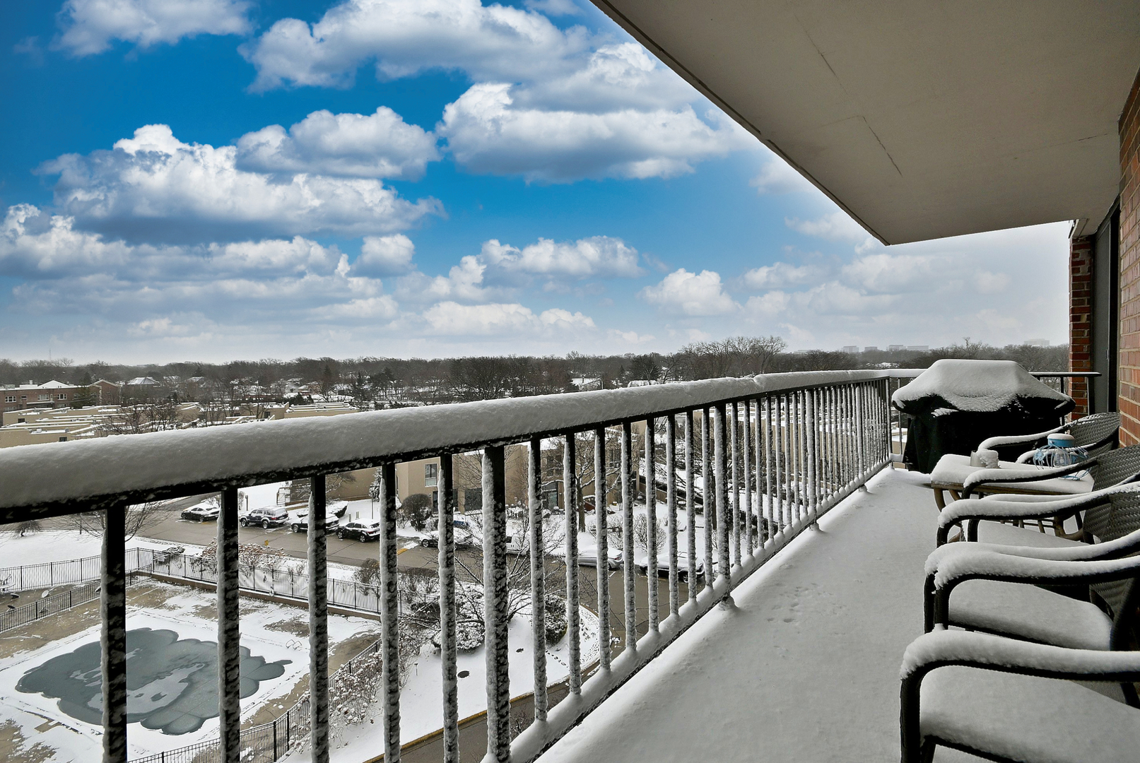 2 South Atrium Way, Unit 606 Elmhurst, IL 60126 - Photo 41 of 52