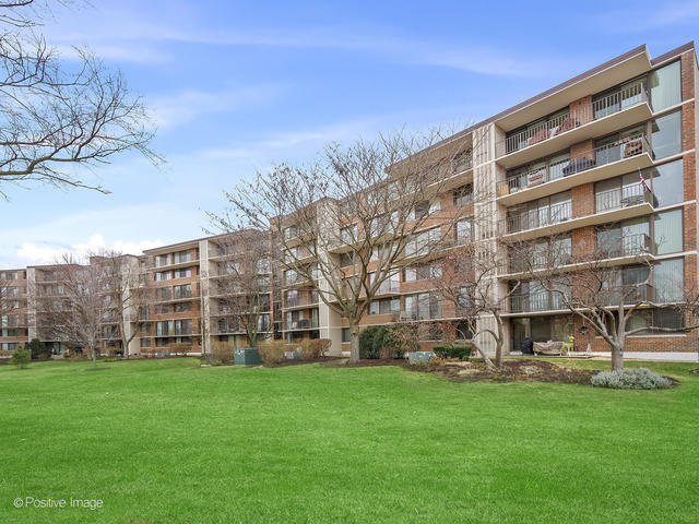 2 South Atrium Way, Unit 606 Elmhurst, IL 60126 - Photo 47 of 52