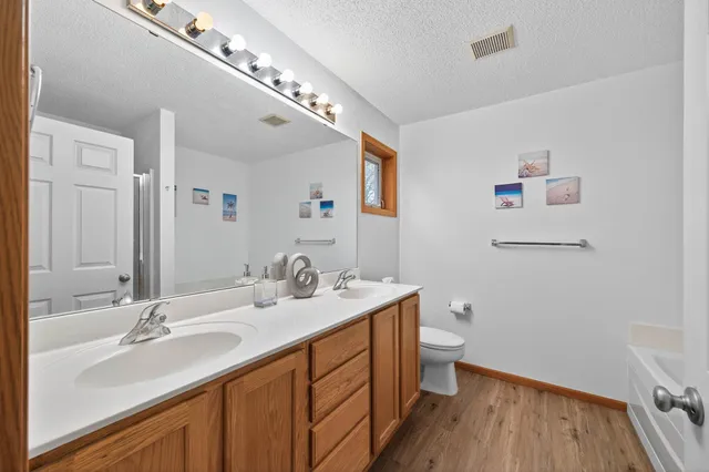 $418,000 | 193 Bobwhite Street, River Falls, WI 54022