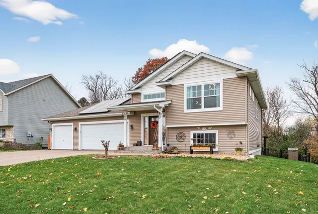 $418,000 | 193 Bobwhite Street, River Falls, WI 54022