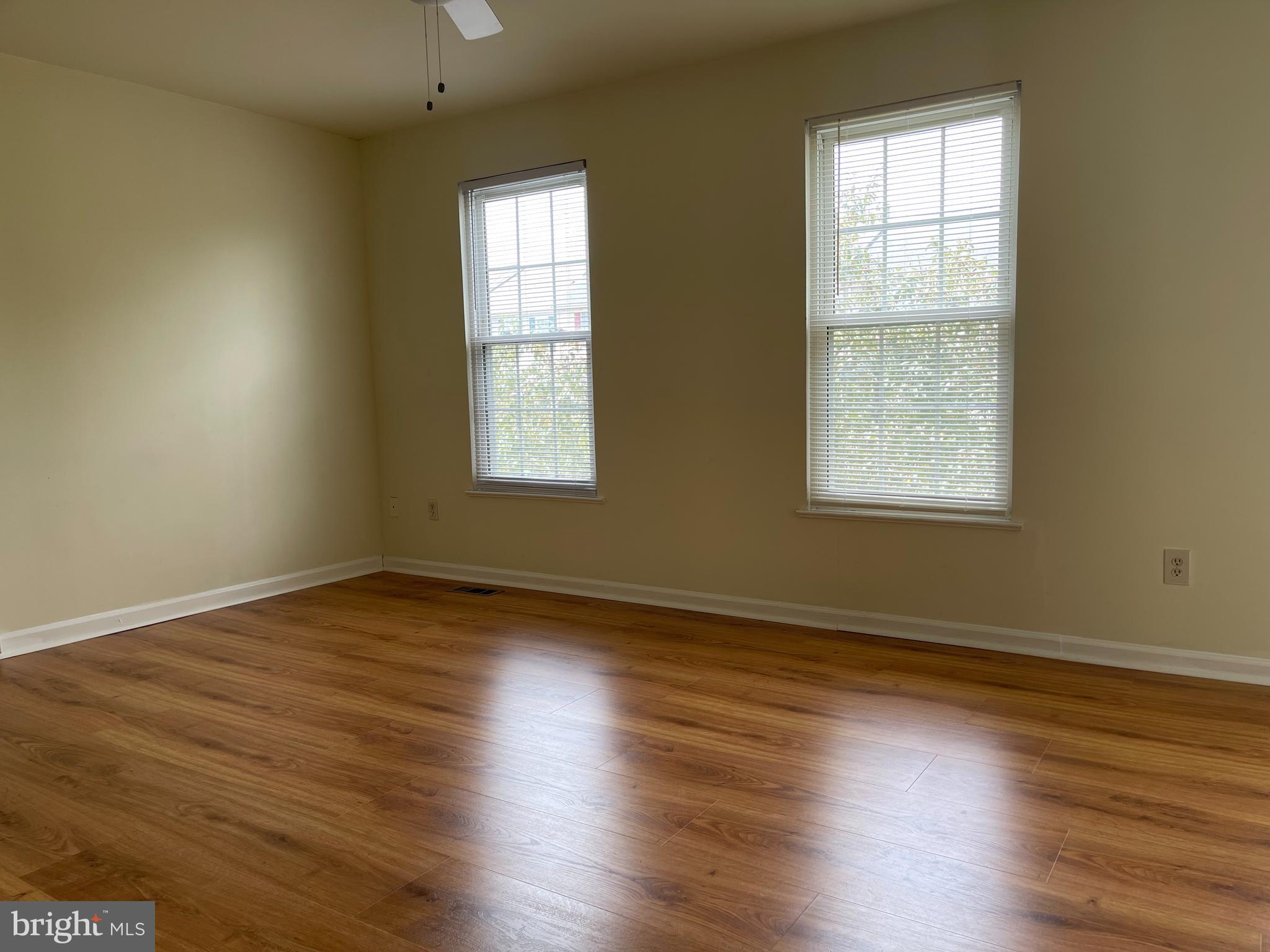 21054 Cornerpost Square Ashburn, VA 20147 - Photo 16 of 27