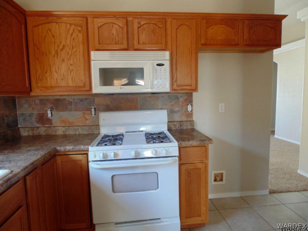 3746 North Kenneth Road Kingman, AZ 86409 - Photo 6 of 27