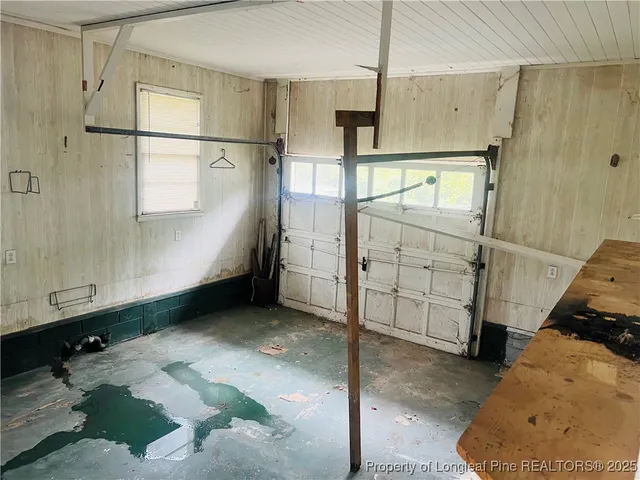 a view of a storage & utility room
