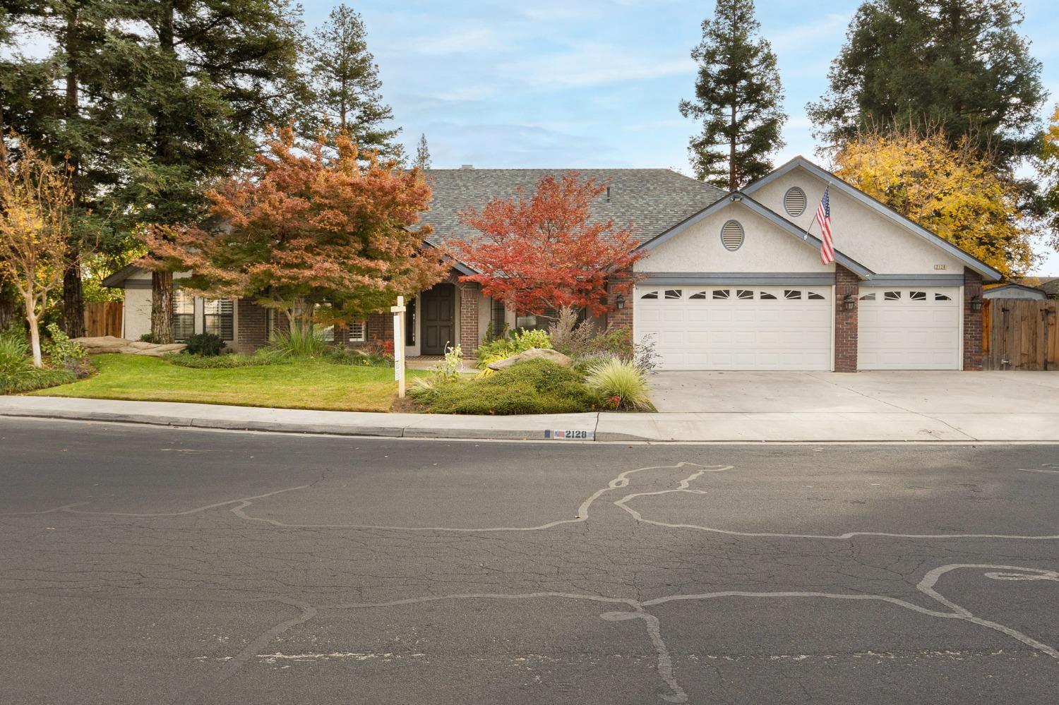 a view of a street in front of house