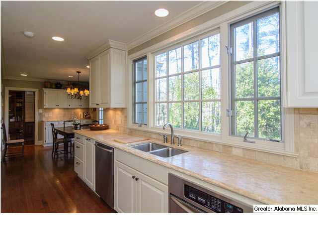 2612 Abingdon Road Birmingham, AL 35243 - Photo 13 of 32