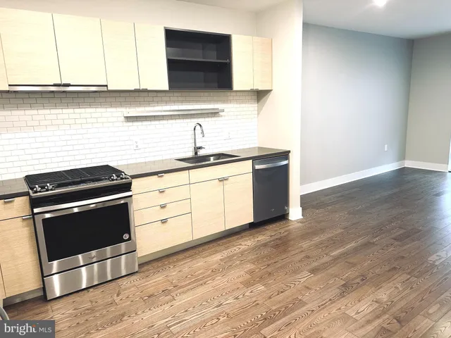 $2,075 | 510 Diamondback Drive, Unit 371, Gaithersburg, MD 20878