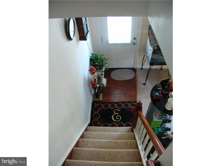 228 East County Line Road Hatboro, PA 19040 - Photo 16 of 25 Hallway