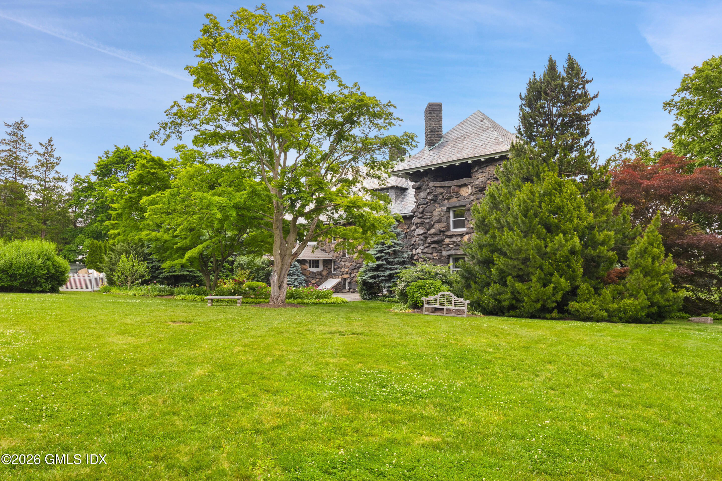 432 Field Point Road Greenwich, CT 06830 - Photo 10 of 49 Rear Lawn