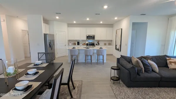 $2,500 | 15615 Thomas Crk Way, Jacksonville, FL 32218