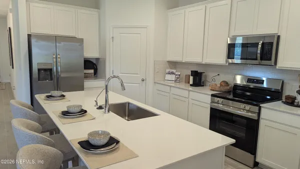 $2,500 | 15615 Thomas Crk Way, Jacksonville, FL 32218