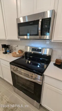 $2,500 | 15615 Thomas Crk Way, Jacksonville, FL 32218