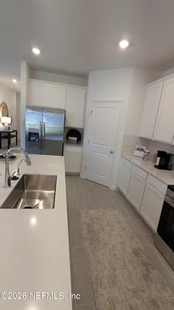 $2,500 | 15615 Thomas Crk Way, Jacksonville, FL 32218