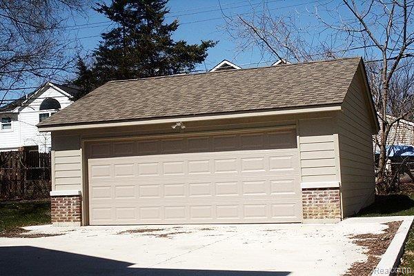 708 Quarter Street Rochester, MI 48307 - Photo 21 of 25 Roomy 2-car garage
