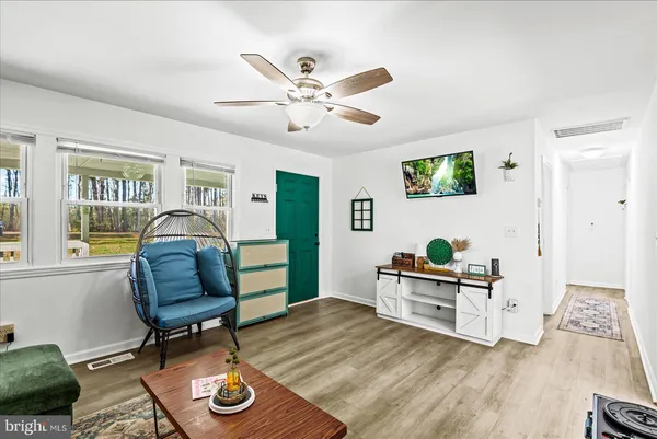 $209,000 | 432 Gardys Lane, Callao, VA 22435