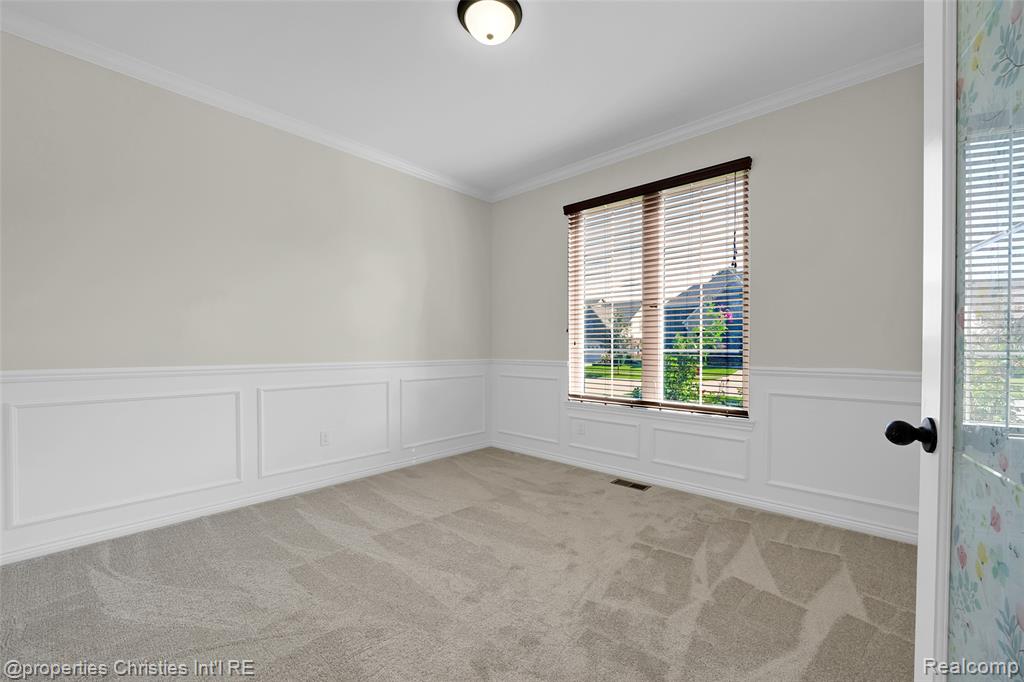 3938 Somerset Circle Rochester Hills, MI 48309 - Photo 5 of 71
