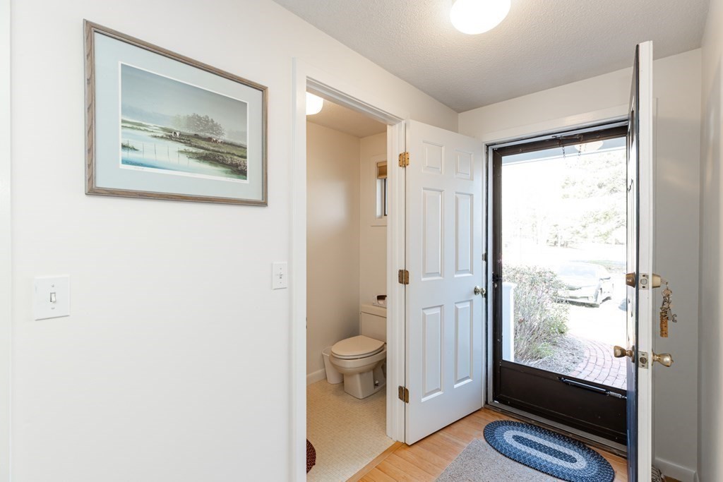 126 Shellback Way, Unit 126 Mashpee, MA 02649 - Photo 8 of 39 Gallery Image 8