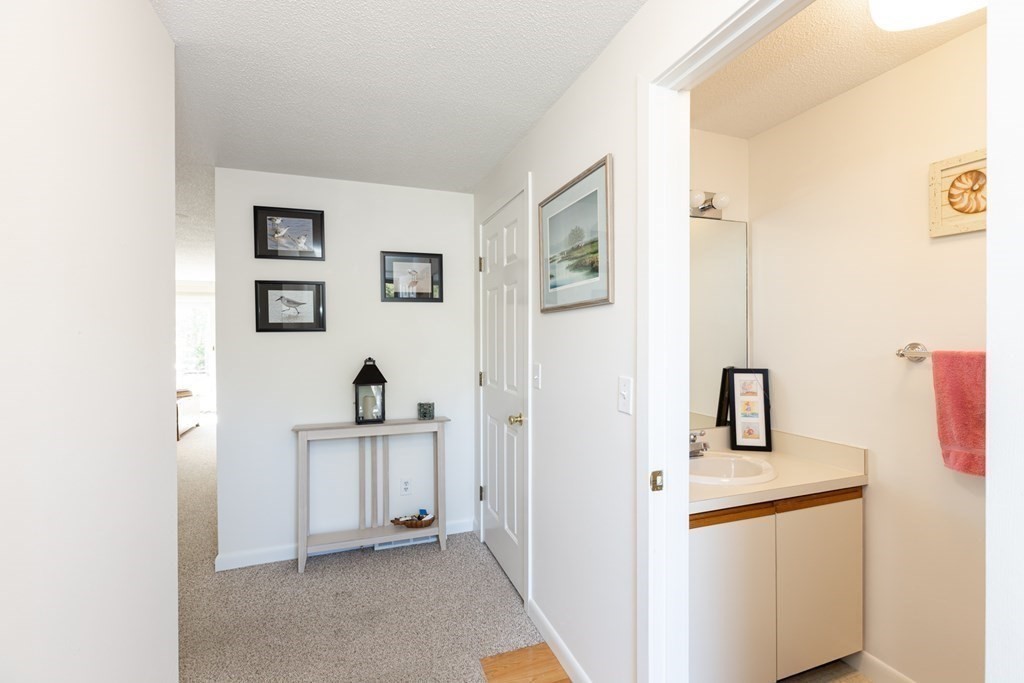 126 Shellback Way, Unit 126 Mashpee, MA 02649 - Photo 9 of 39 Gallery Image 9