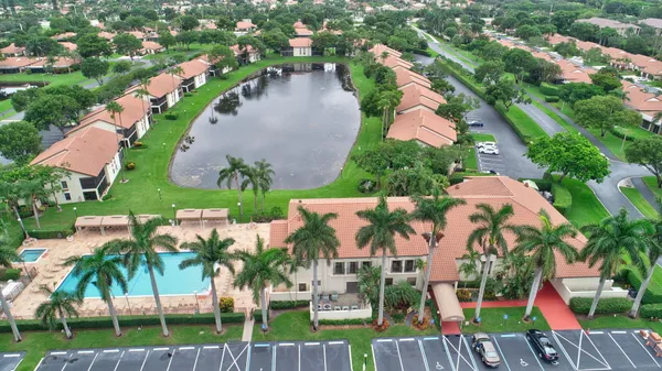 $264,990 | 10215 North Circle Lake Drive, Unit 101, Boynton Beach, FL 33437