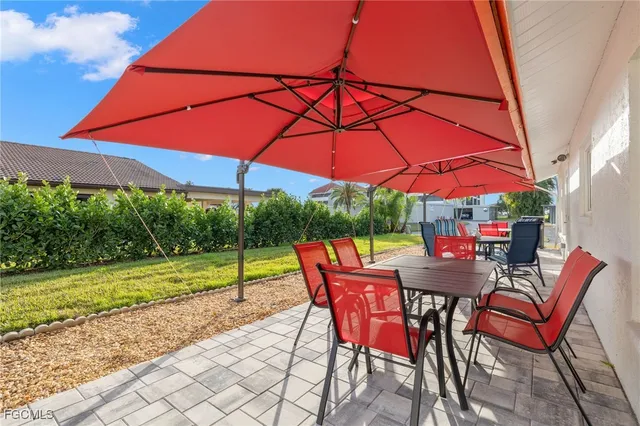 $349,999 | 11545 Cinnamon Cove Boulevard, Fort Myers, FL 33908