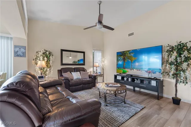 $349,999 | 11545 Cinnamon Cove Boulevard, Fort Myers, FL 33908