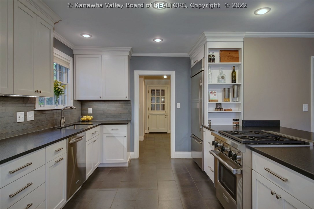 1508 Connell Road Charleston, WV 25314 - Photo 10 of 30 Gallery Image 10