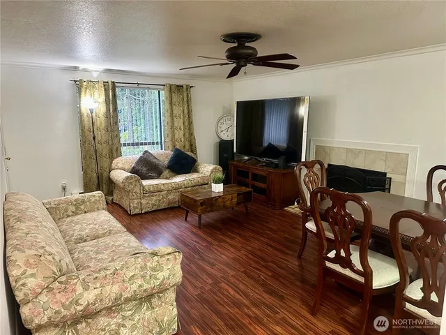 $312,000 | 14917 32nd Place South, Unit 42, SeaTac, WA 98168