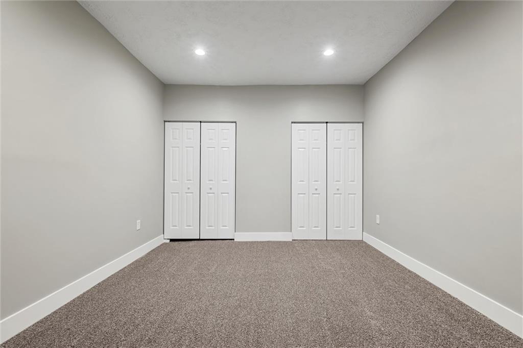 309 Beech Street Vandergrift, PA 15690 - Photo 37 of 47 an empty room with windows and closet