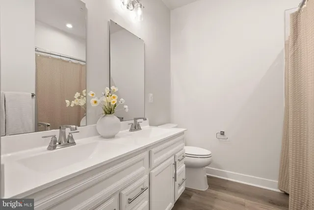 $639,000 | 24125 Newtonmore Terrace, Unit K, Sterling, VA 20166