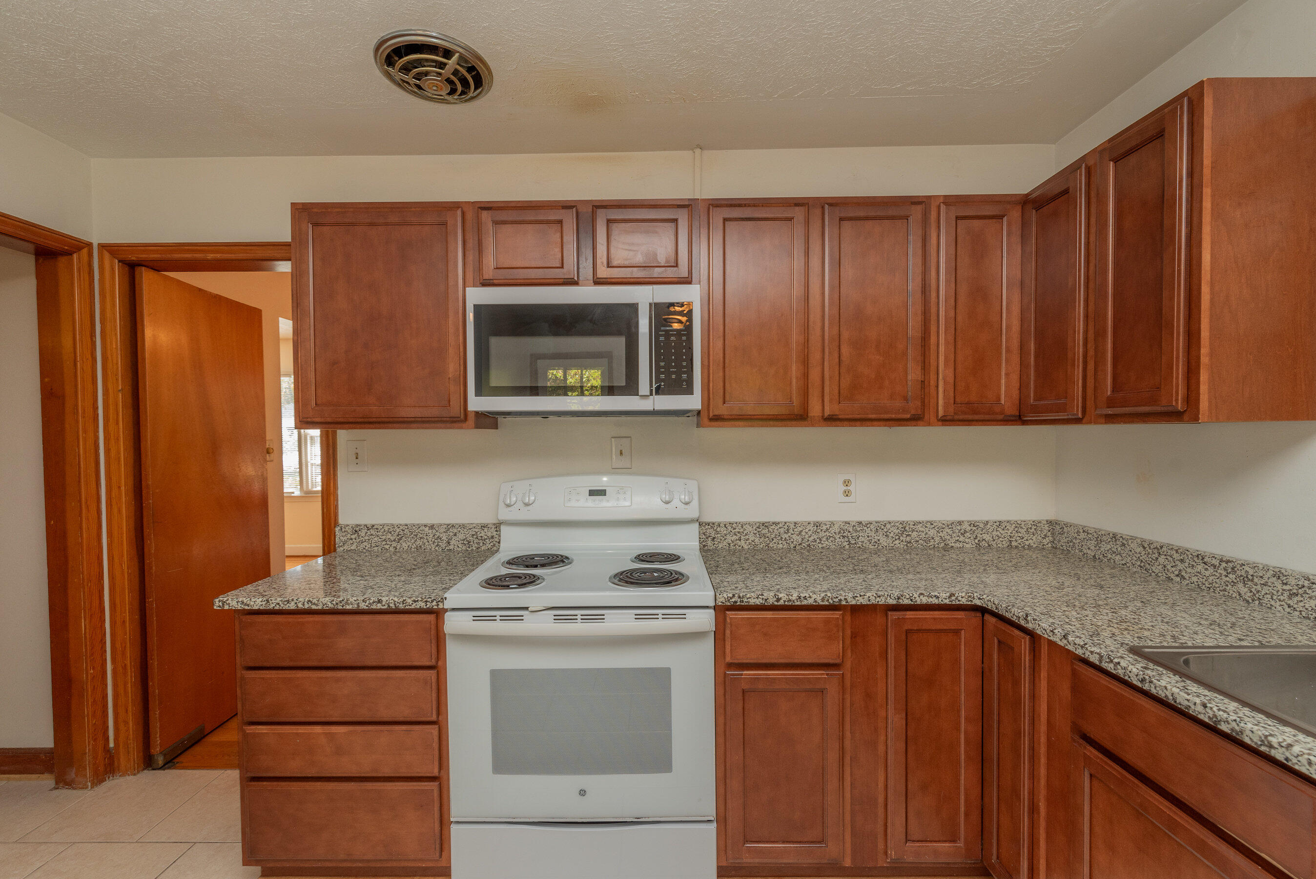 816 Boardman Road Aiken, SC 29803 - Photo 10 of 39 016_816_boardman_rd_016