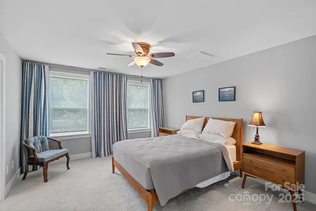 $690,000 | 1910 Seegars Place, Charlotte, NC 28204