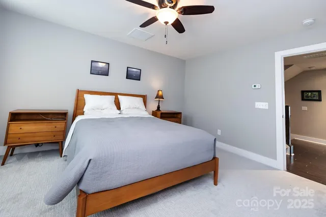 $690,000 | 1910 Seegars Place, Charlotte, NC 28204