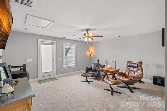 $690,000 | 1910 Seegars Place, Charlotte, NC 28204