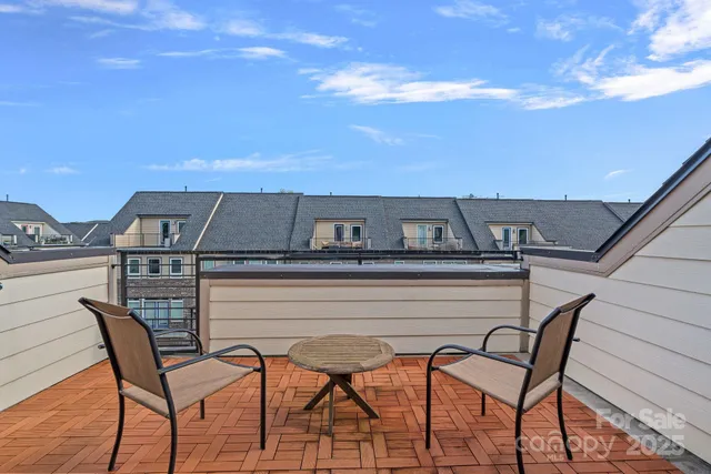 $690,000 | 1910 Seegars Place, Charlotte, NC 28204