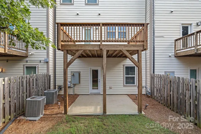 $690,000 | 1910 Seegars Place, Charlotte, NC 28204