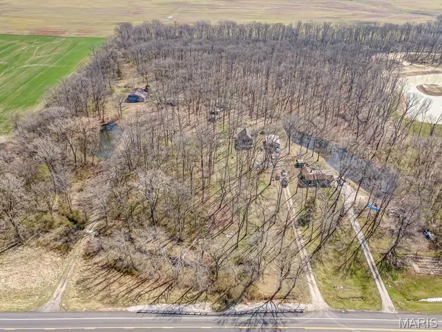 $262,000 | 4914 Highway 127, Nashville, IL 62263