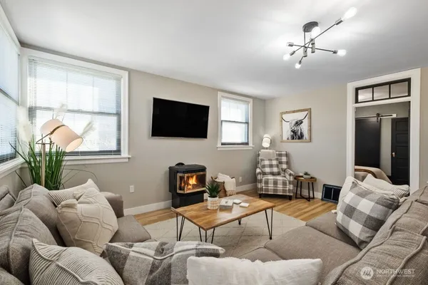 $749,950 | 437 Main Street, Buckley, WA 98321