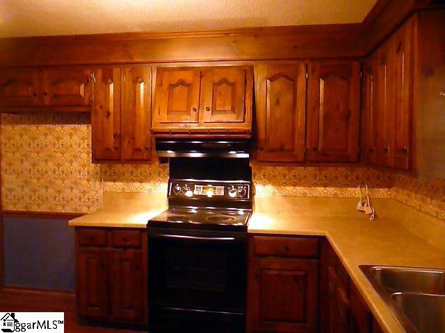 505 Hammett Road Greer, SC 29650 - Photo 5 of 12 Gallery Image 5